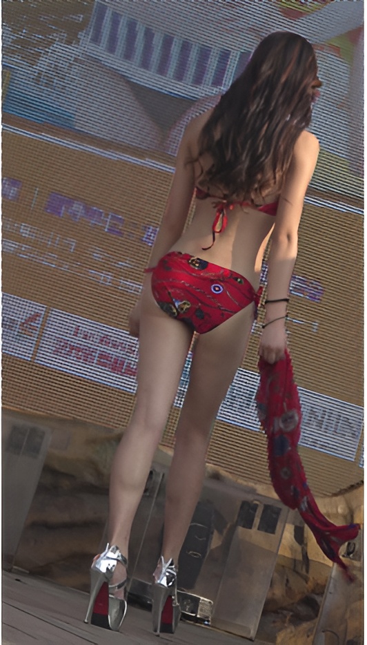 红色泳装比基尼美女[539MM/MP4]