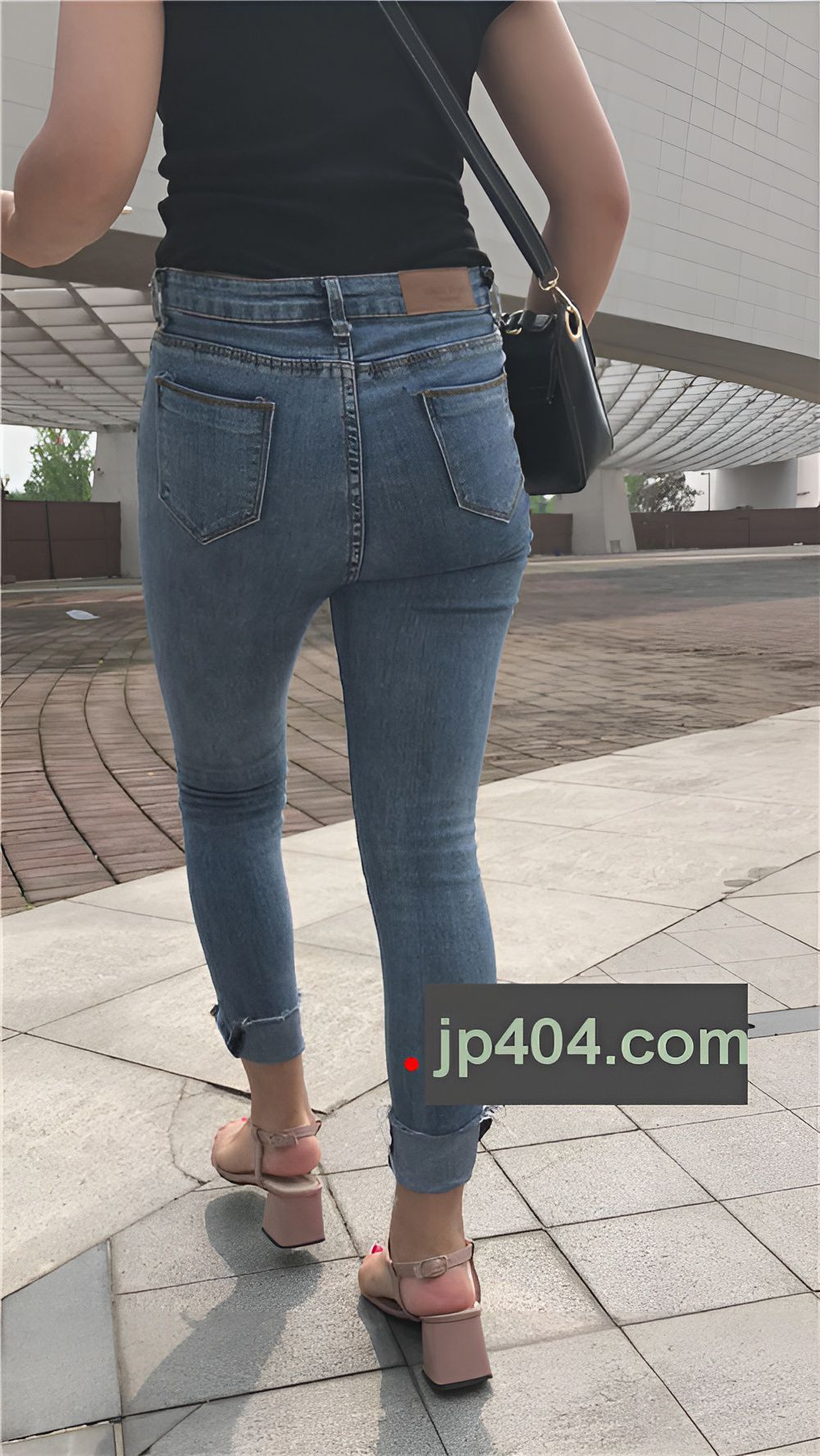 紧牛妹子[4.45G/MP4]