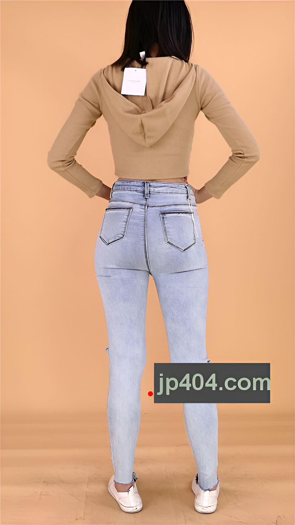 小鱼的灰色牛仔紧身长裤[377M/MP4]