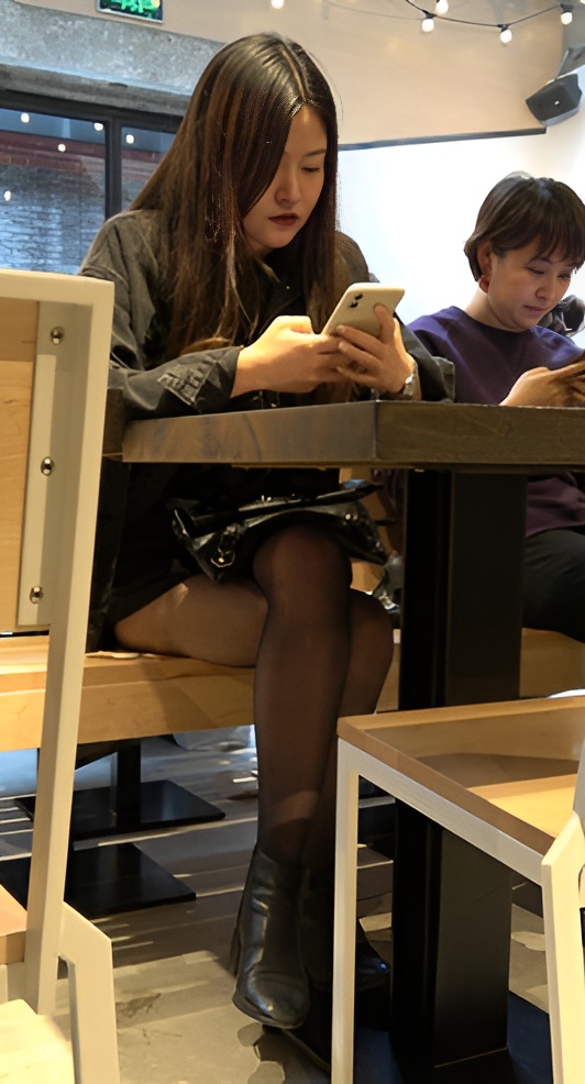 黑丝丰腴小姐姐[1.9G/MP4]