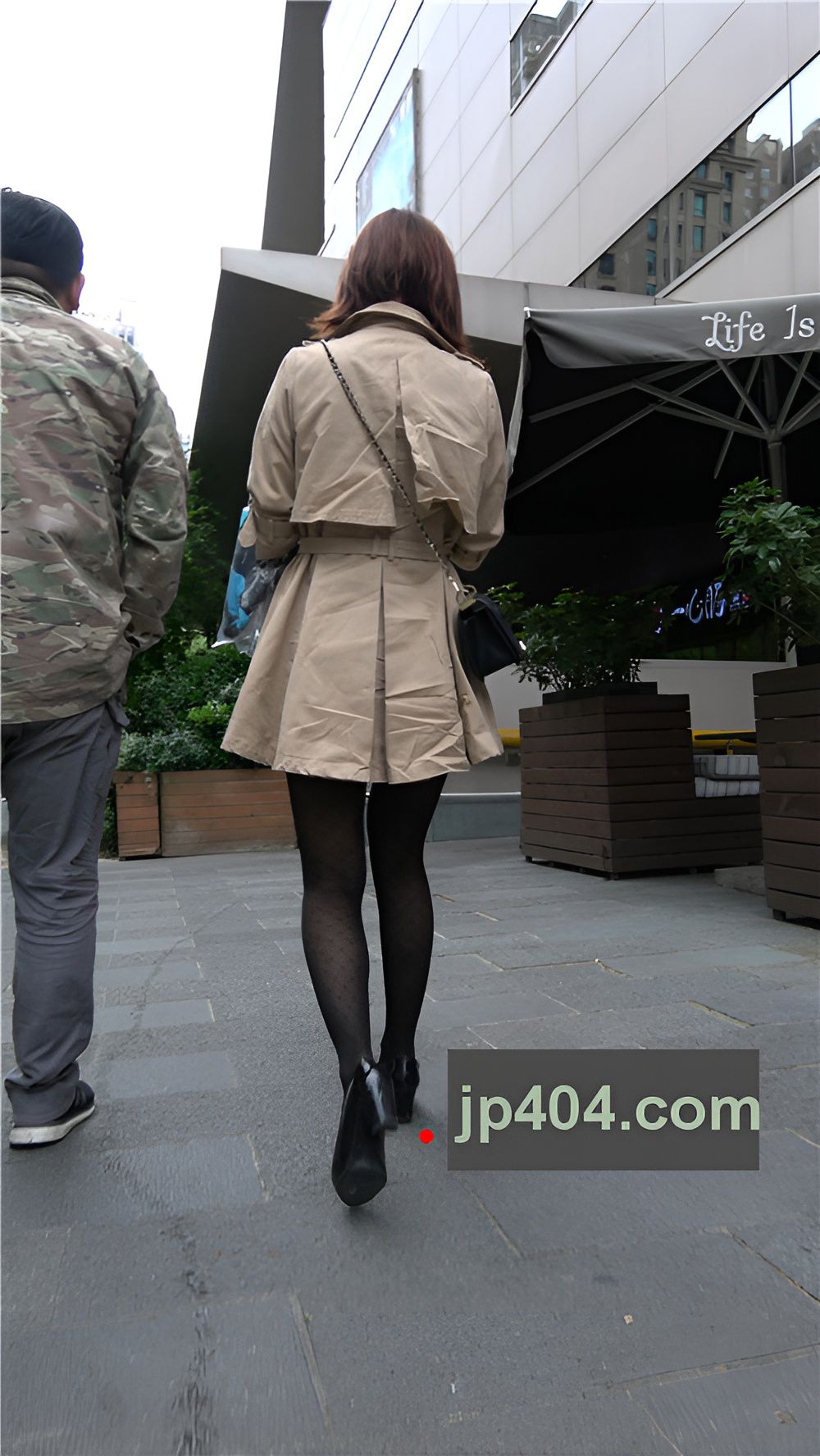 黑丝美女小姐姐[979M/MP4]