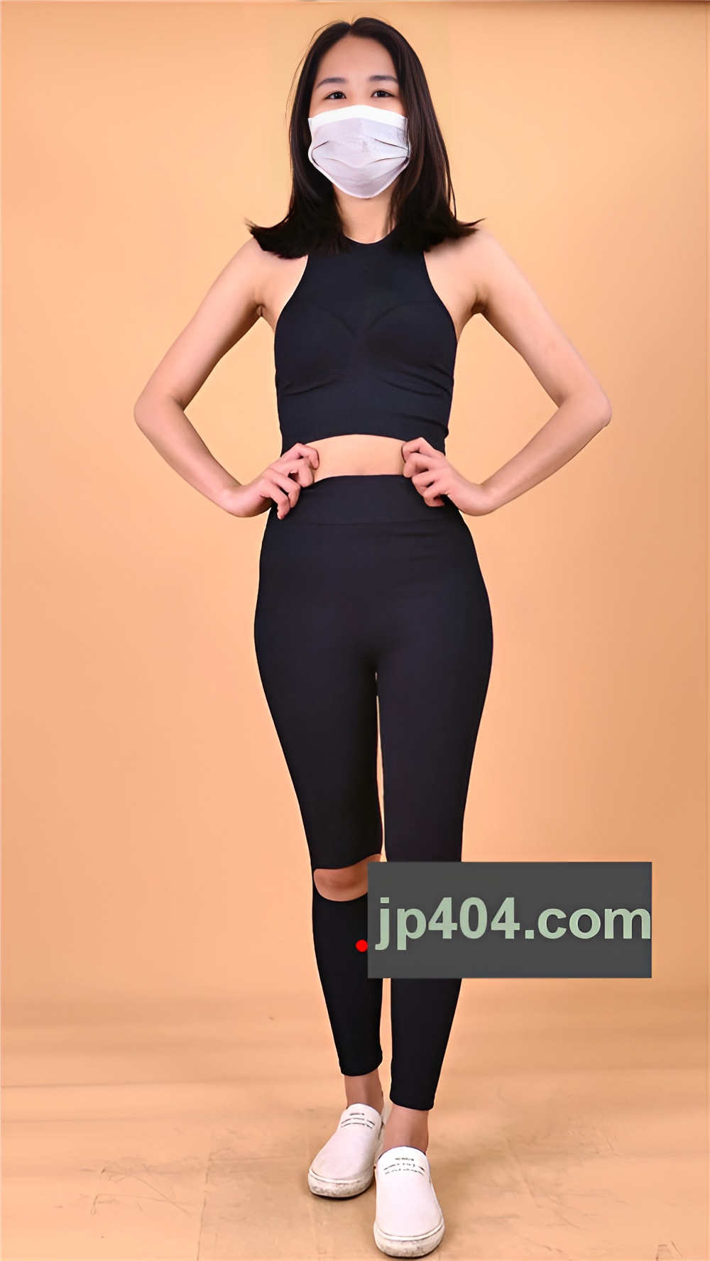 小鱼的黑色紧身裤[400M/MP4]