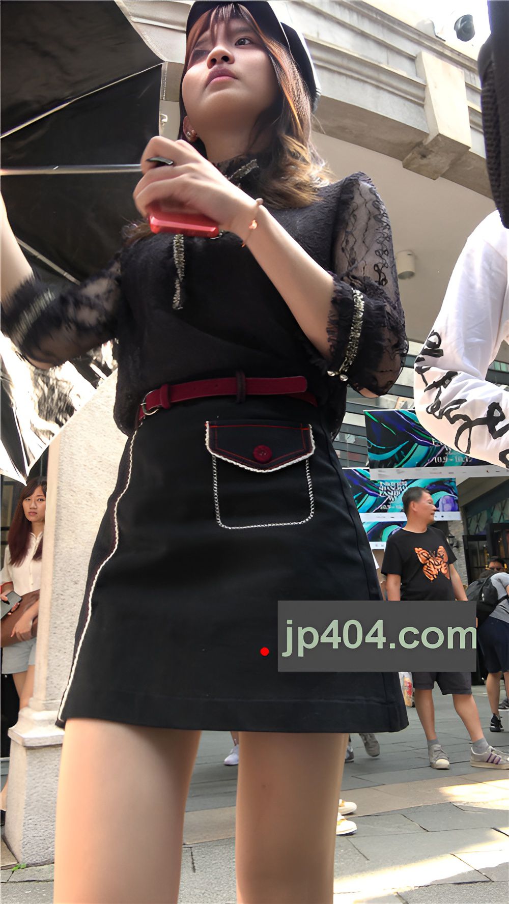 漂亮的黑色短裙小姐姐[2.18G/MP4]