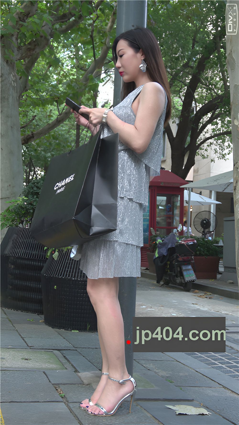 漂亮的气质美女小姐姐[2.84G/MP4]