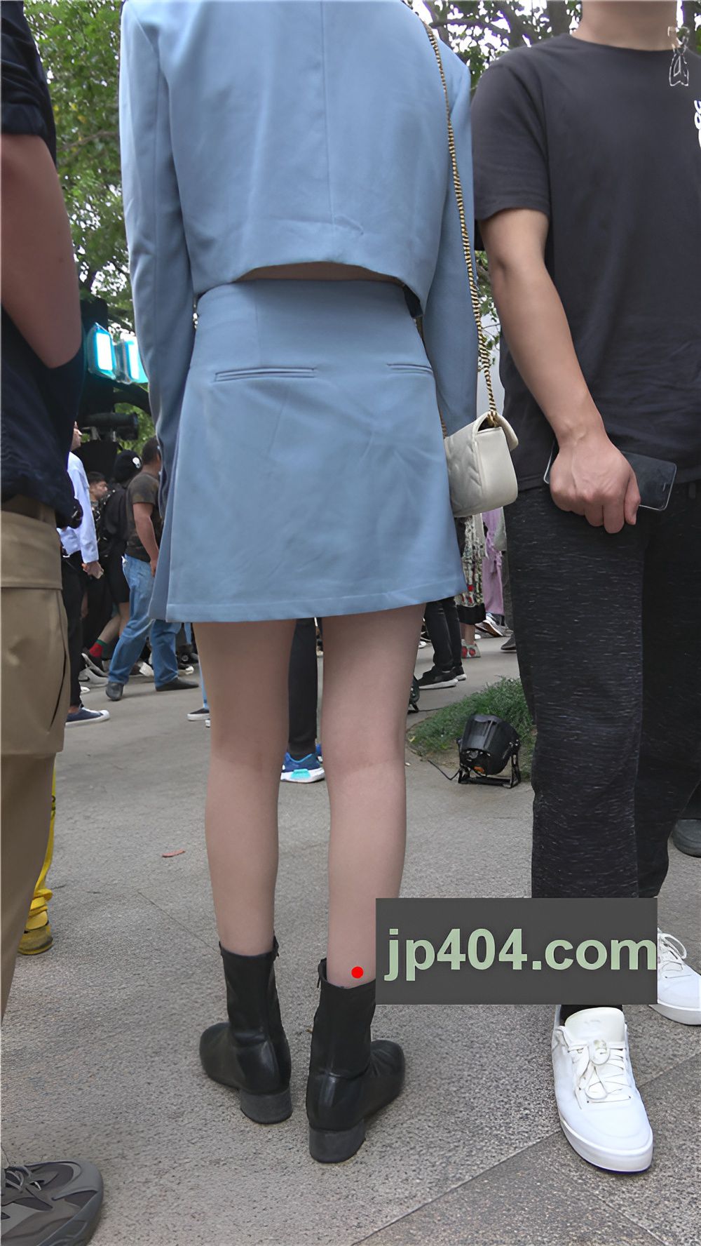 漂亮的美女气质小姐姐[513M/MP4]