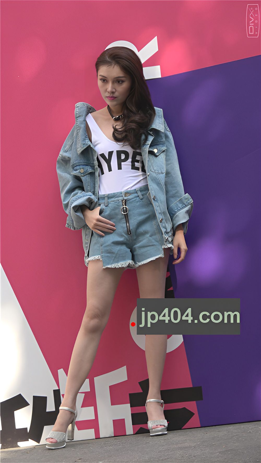 牛仔装小姐姐[1.91G/MP4]