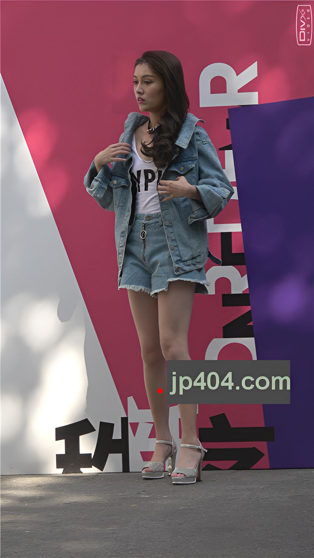 牛仔装小姐姐[1.91G/MP4]