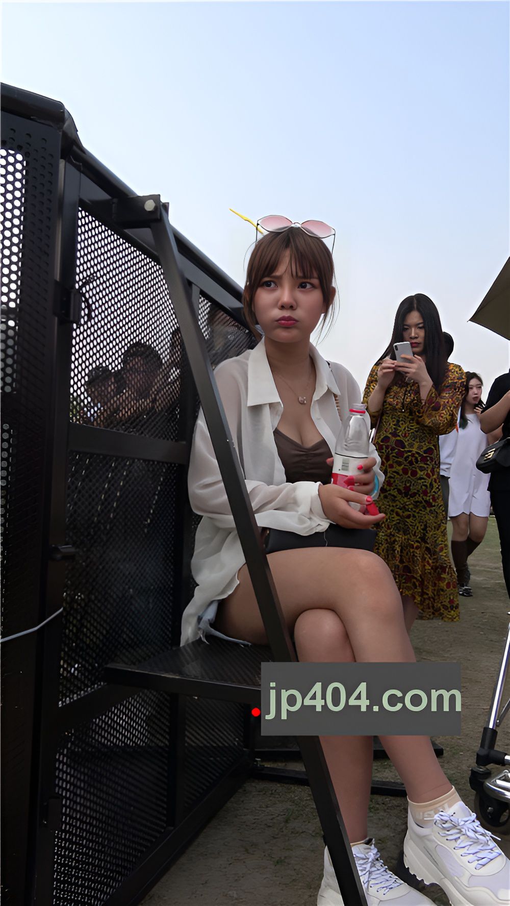 漂亮的美腿小姐姐[1.16G/MP4]