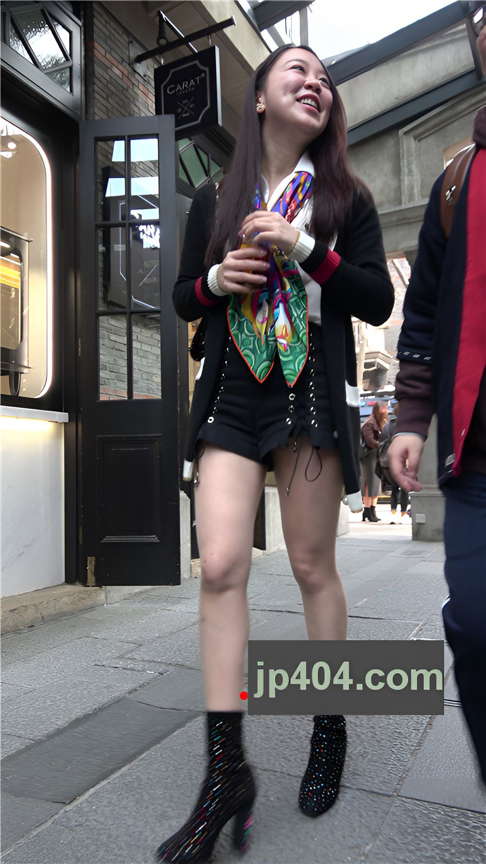 时尚的漂亮小姐姐[1.67G/MP4]