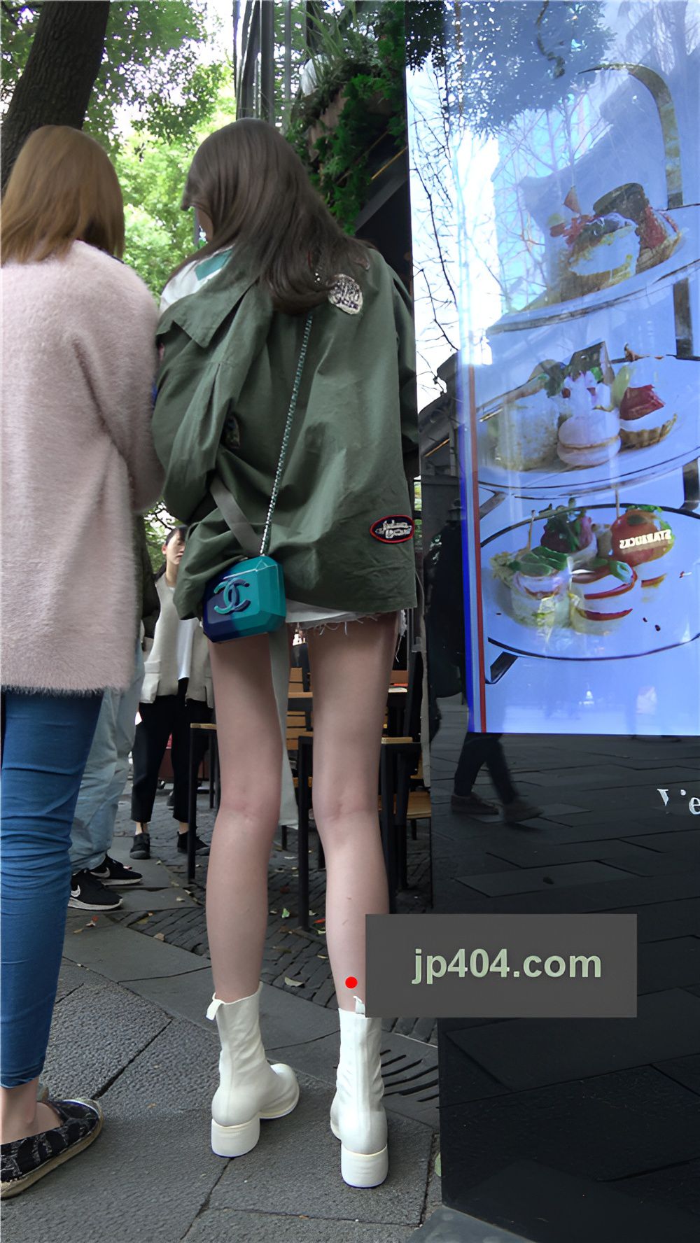 漂亮的大长腿美女[1.51G/MP4]