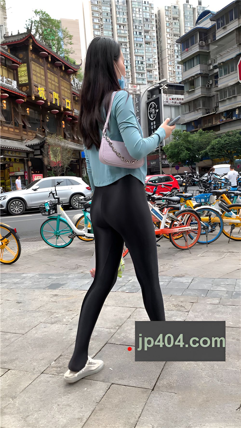 （视频一）黑色紧身裤小姐姐 [6.18G/MP4]