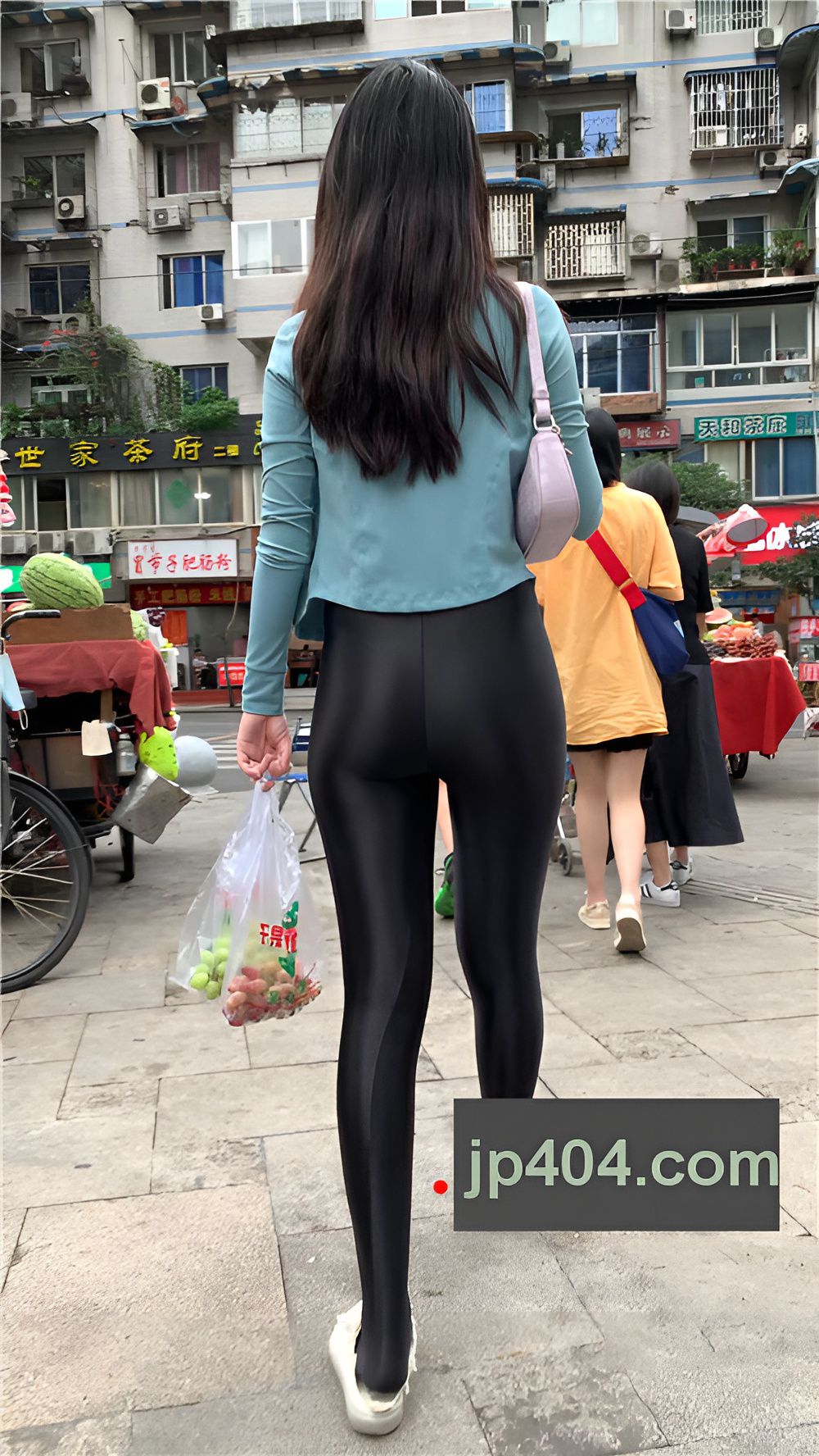 （视频一）黑色紧身裤小姐姐 [6.18G/MP4]