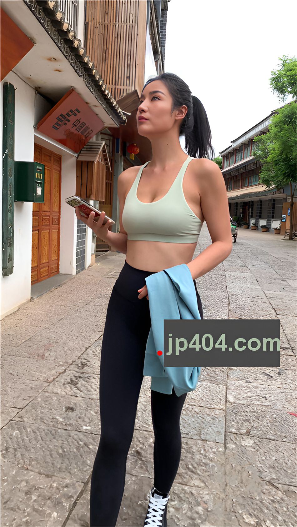 （视频）黑色瑜伽裤美女 [5.74G/MP4]