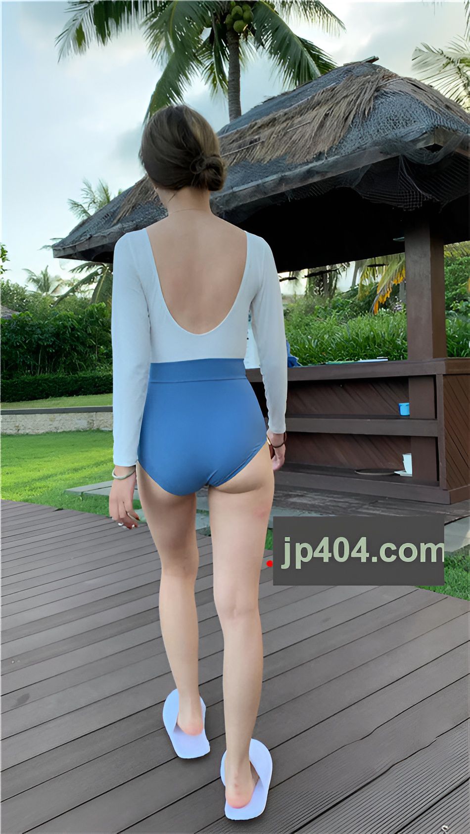 （视频）蓝色泳装女孩[10.85G/MP4]