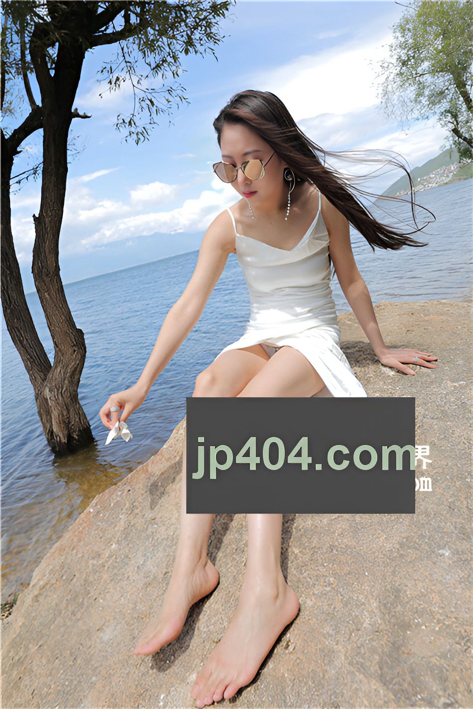 （套图）海边的白裙女孩(343P)[5.78G/JPG]