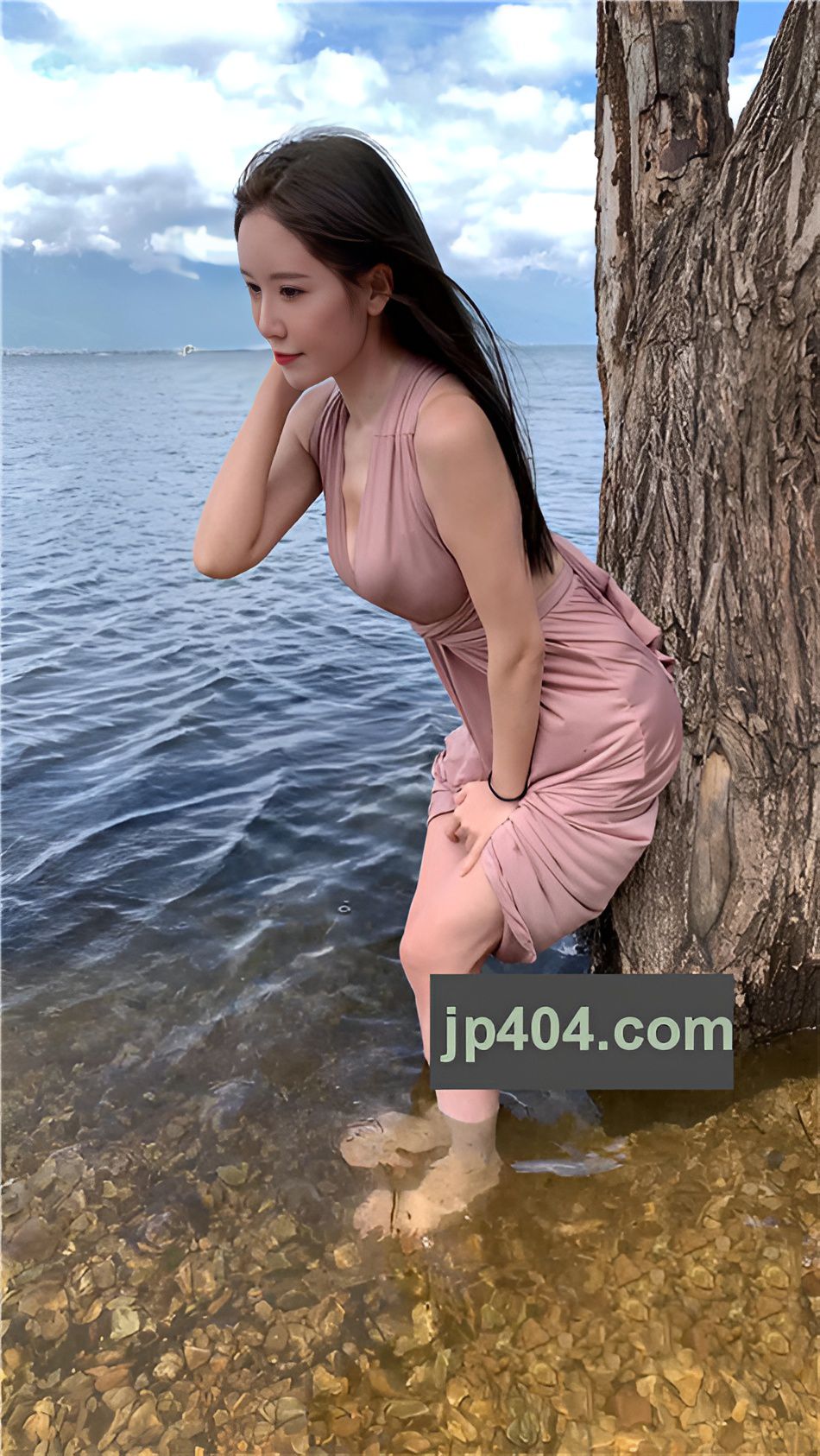 （视频）一袭长裙 [7.66G/MP4]