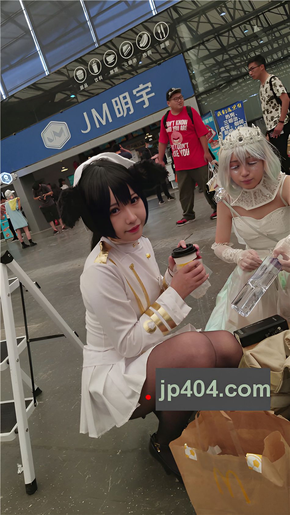 黑丝白裙coplay妹子[697M/MP4]