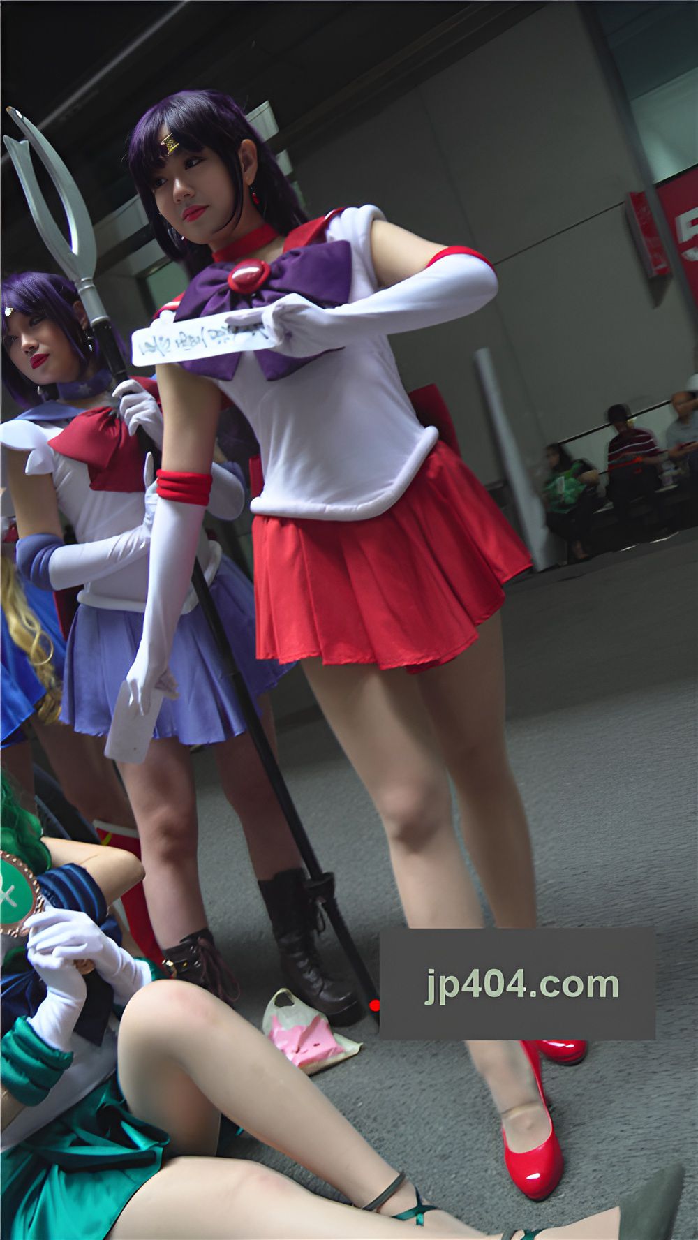 漂亮的肉丝coplay小姐姐[1.56G/MP4]