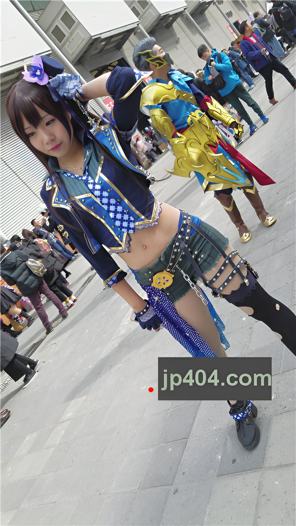 牛仔小热裤cosplay小妹[761M/MP4]