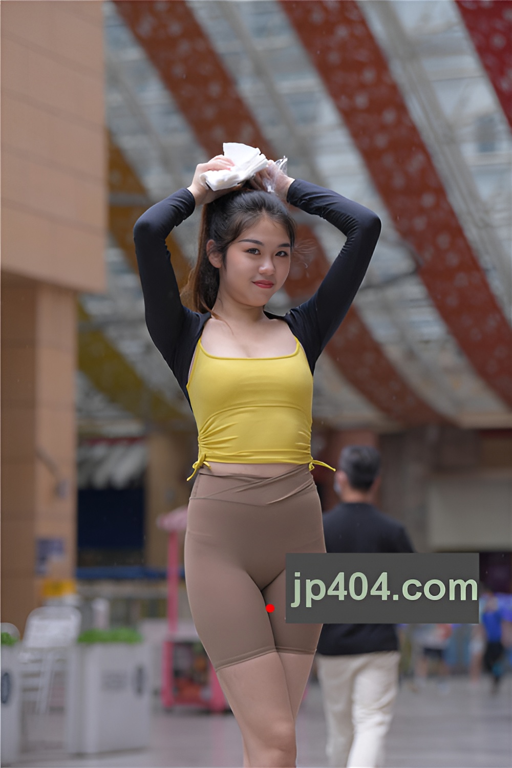 灰色短裤女孩【套图+视频】