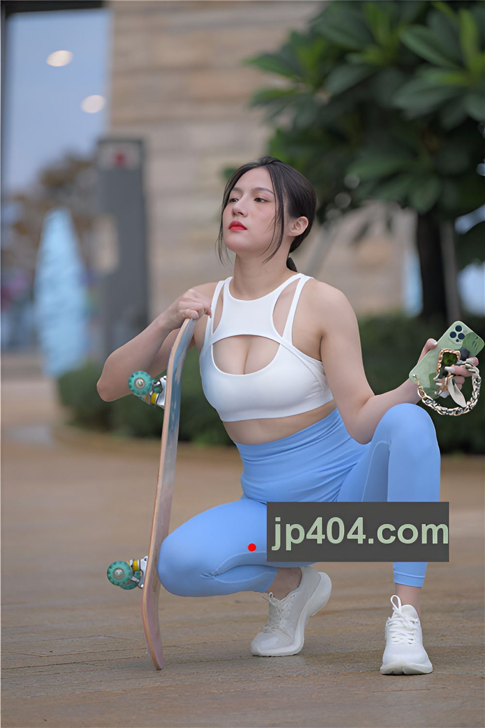 蓝色瑜伽裤美女(999P)[22G/JPG]