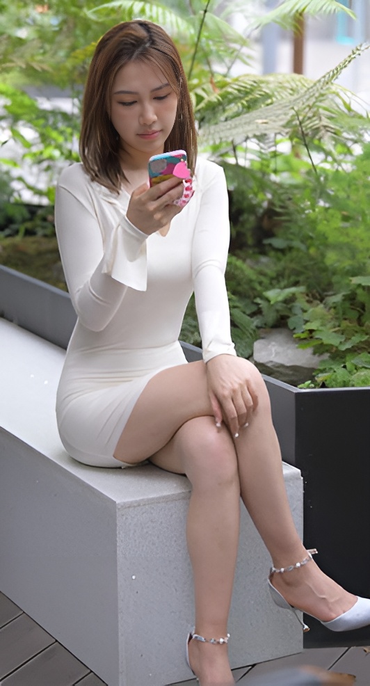 白裙美女【套图+视频】 白裙美女【套图+视频】