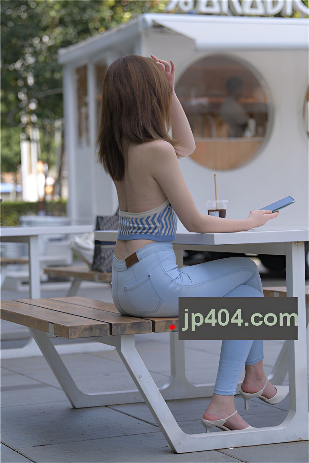 露背蓝牛美女【套图+视频】