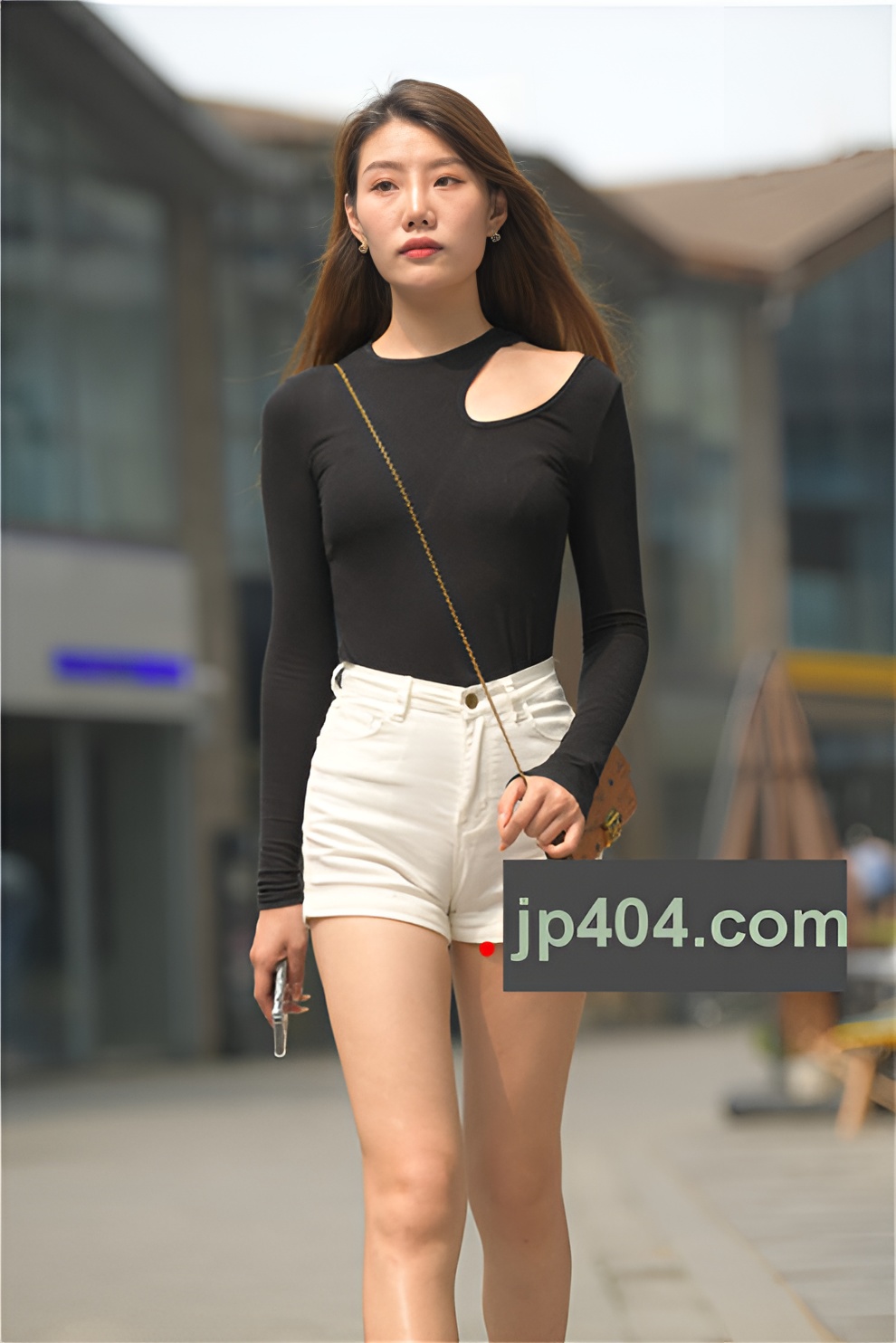 白色热裤大长腿美女【套图+视频】