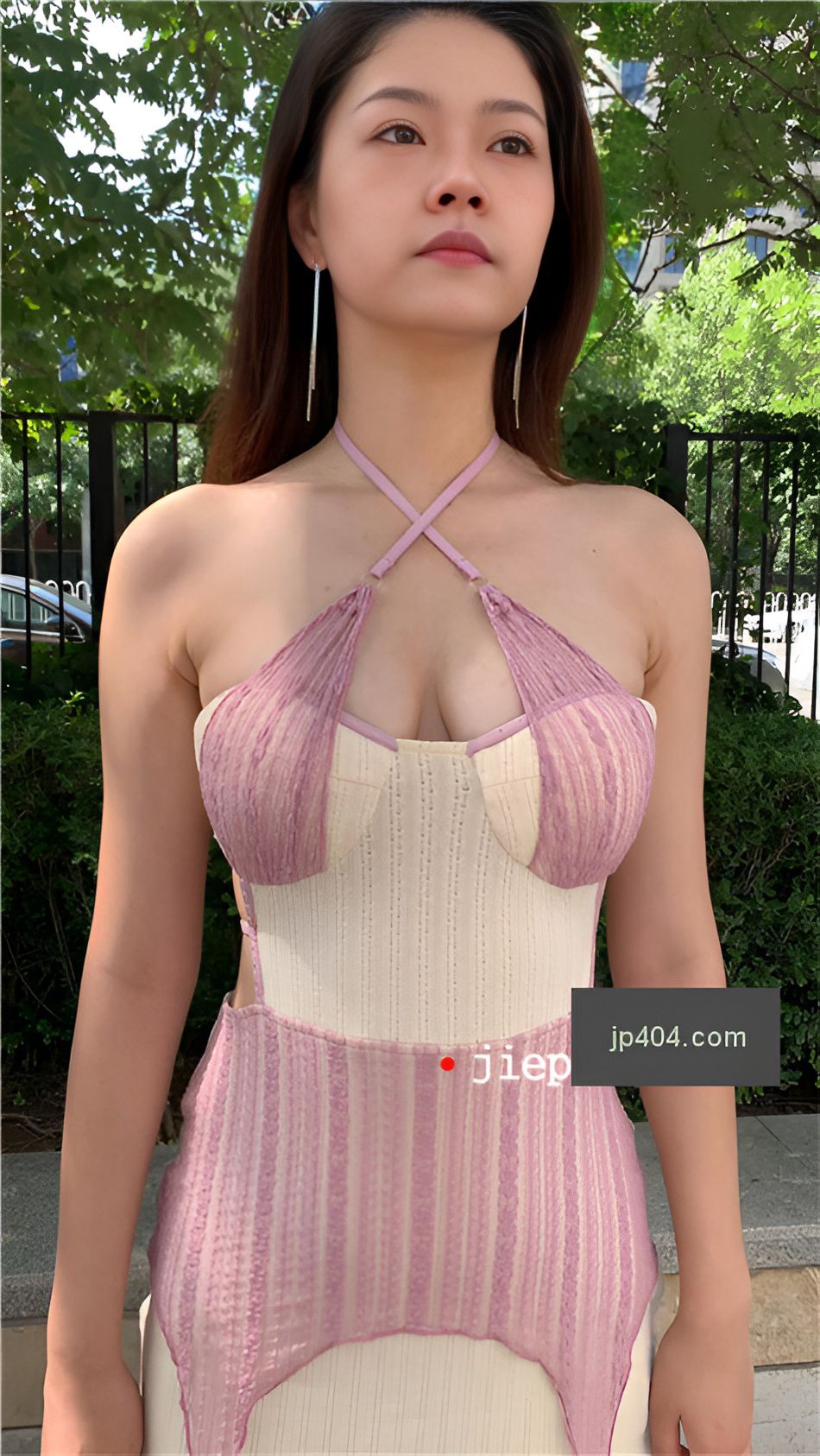 （视频）白色短裙美女 [10.97G/MP4]