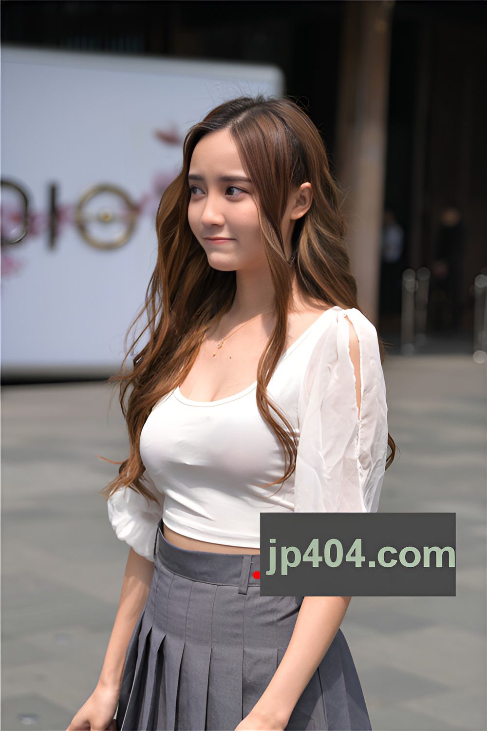 漂亮的灰裙小姐姐(57P)[754M/JPG]