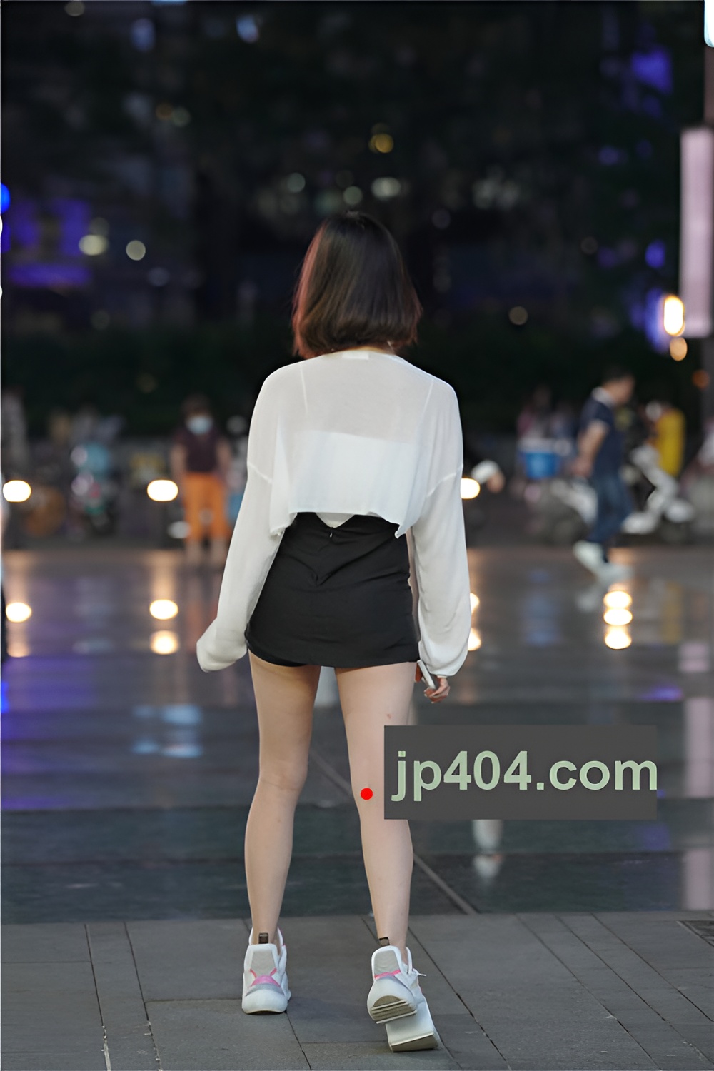 街拍很配合的网红小姐姐【套图+视频】