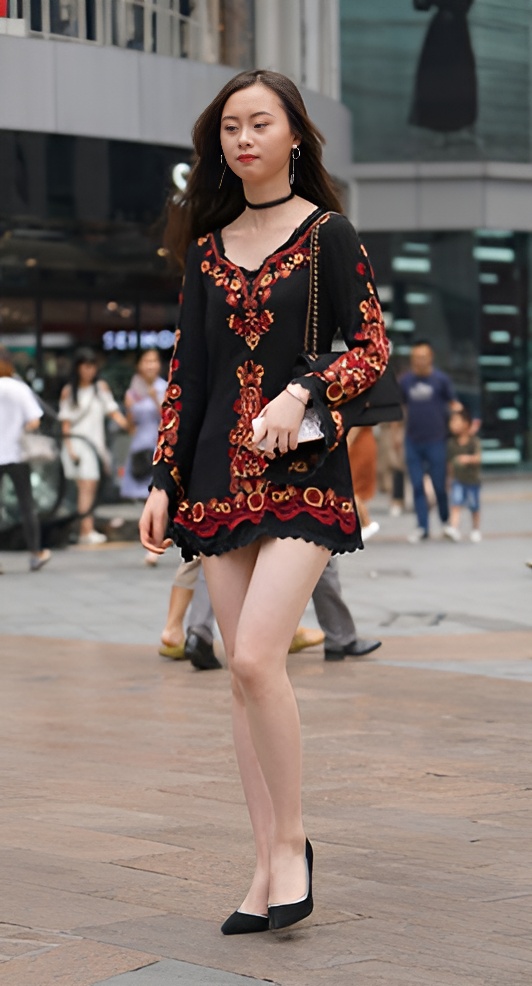 黑色连体裙妹子(14P)[133M/JPG]