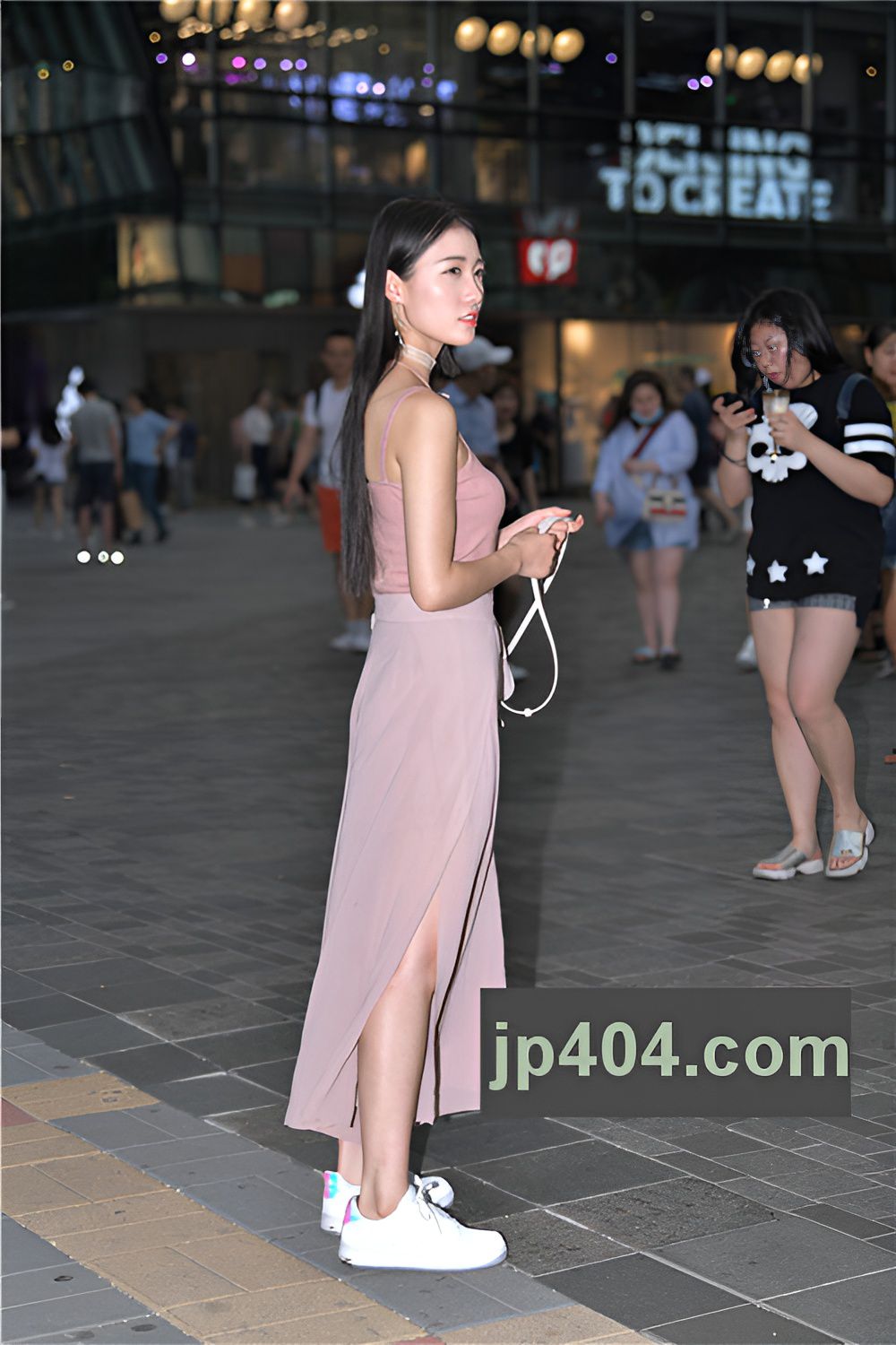 漂亮的小姐姐(26P)[813M/JPG]