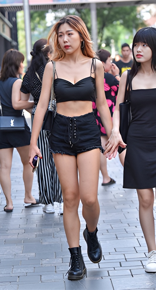 性感的妹子(52P)[872M/JPG]