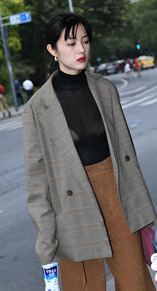 白白的小姐姐(22P)[524M/JPG]