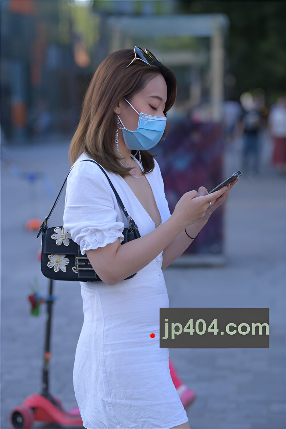 漂亮的包臀裙美女(50P)[1.11G/JPG]