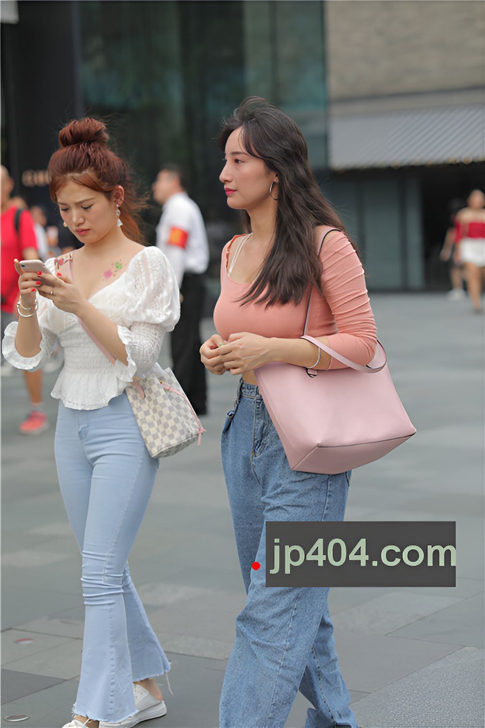 露腰的漂亮小姐姐(21P)[198M/JPG]