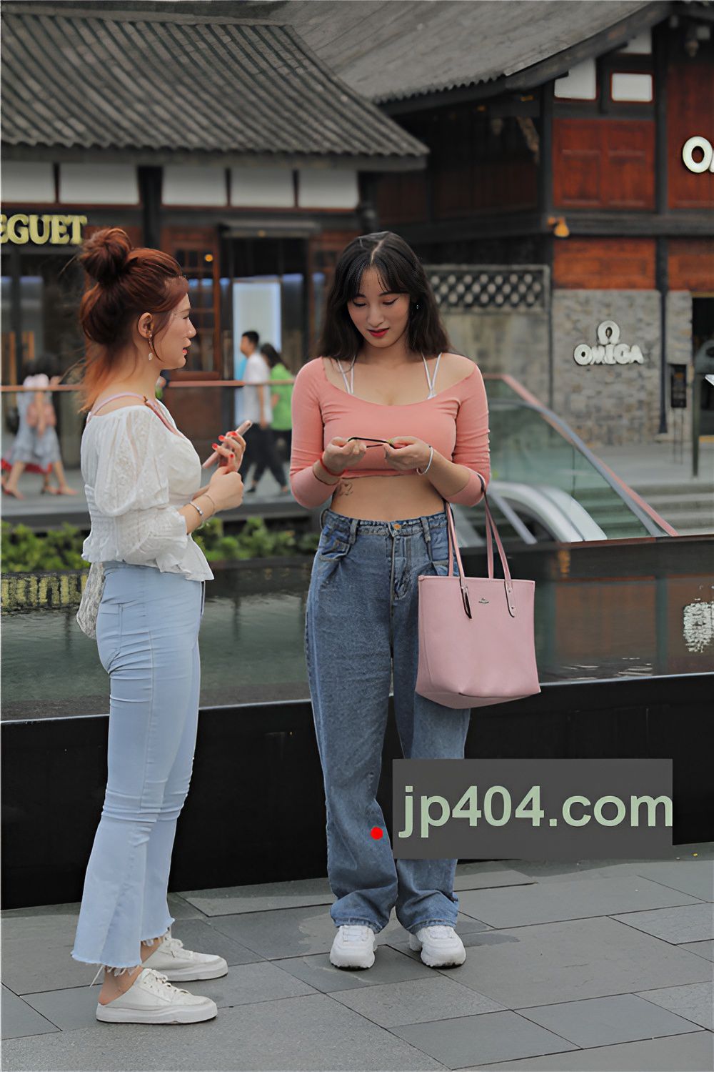 露腰的漂亮小姐姐(21P)[198M/JPG]