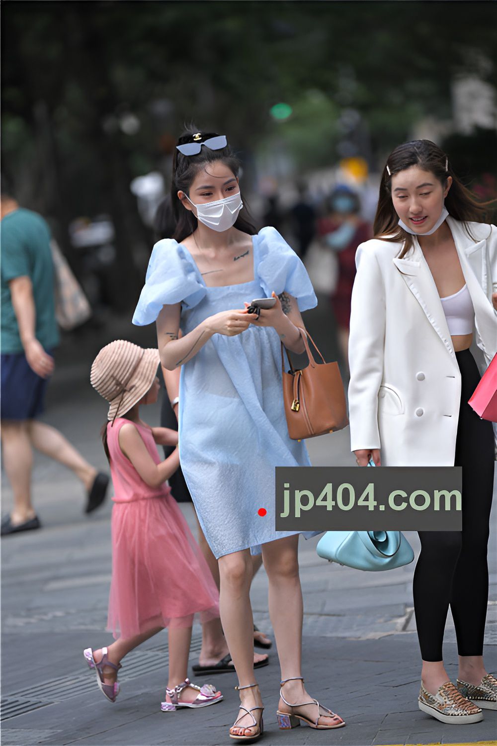 蓝裙小姐姐(54P)[1.3G/JPG]