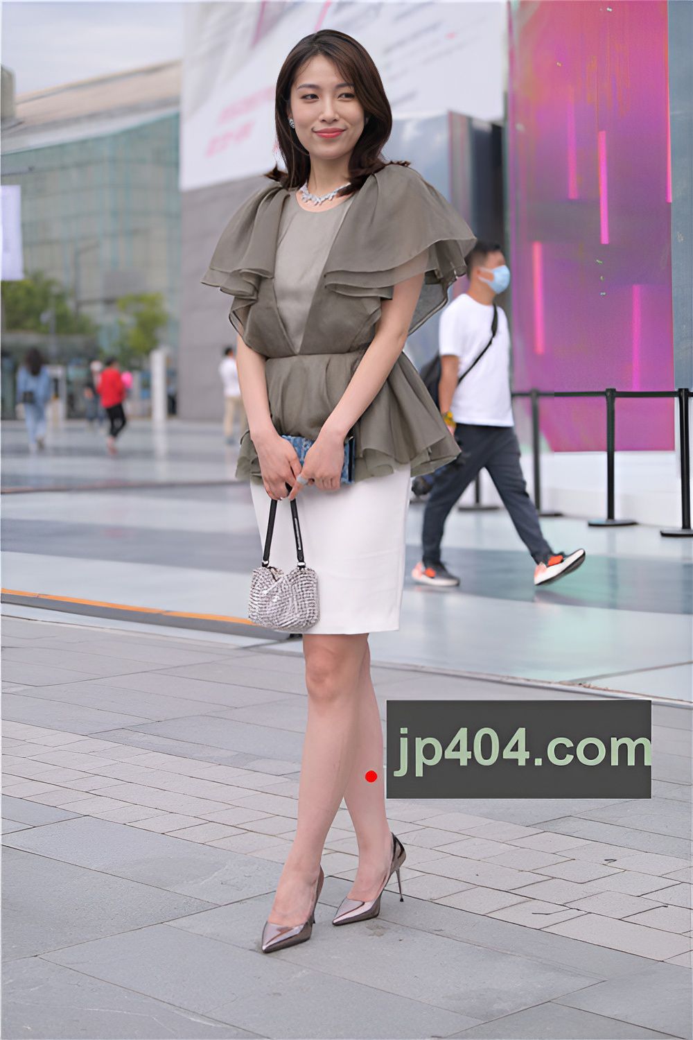 白裙妹子(86P)[1.72G/JPG]