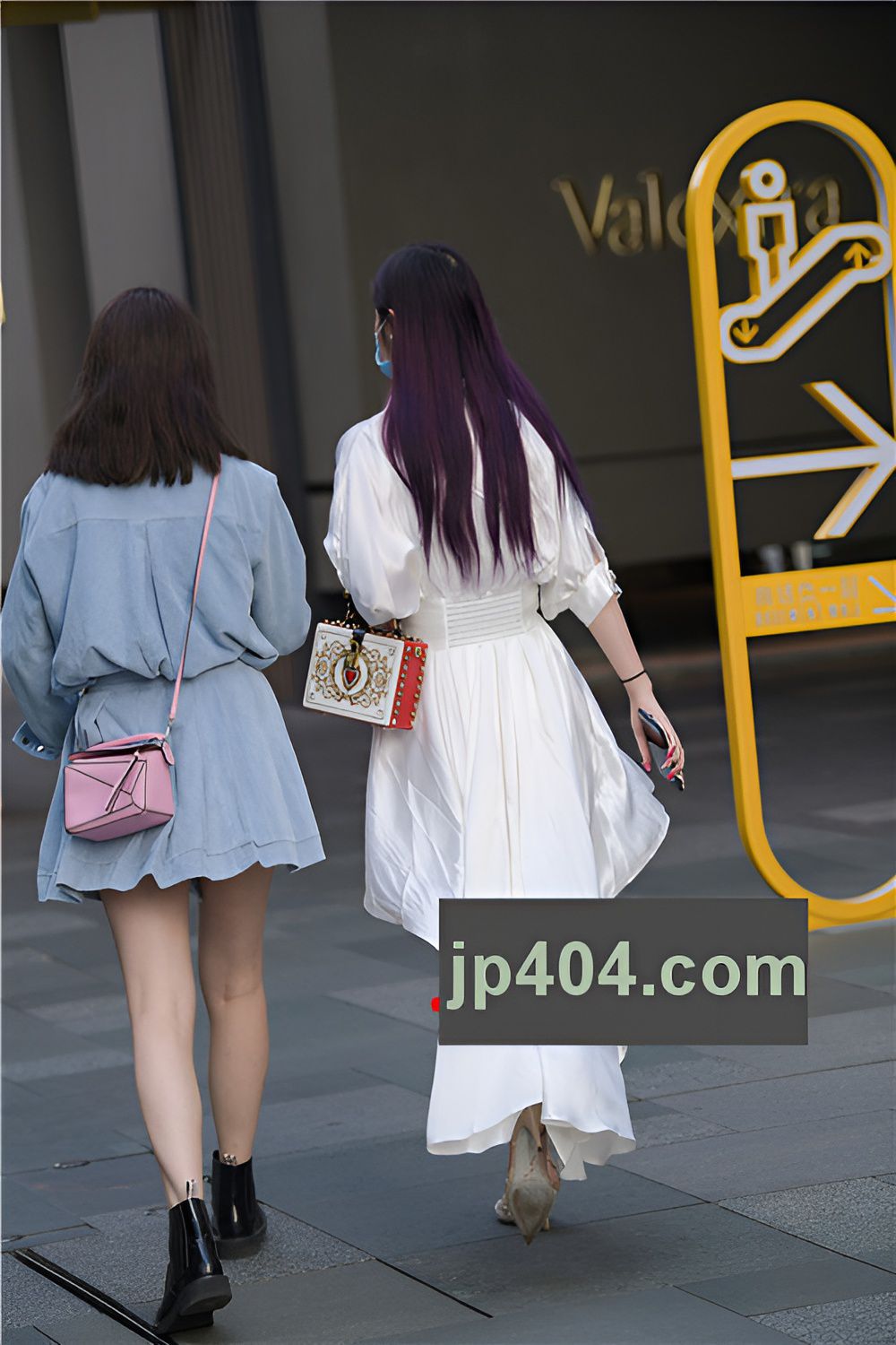 两个漂亮的气质美女(39P)[496M/JPG]