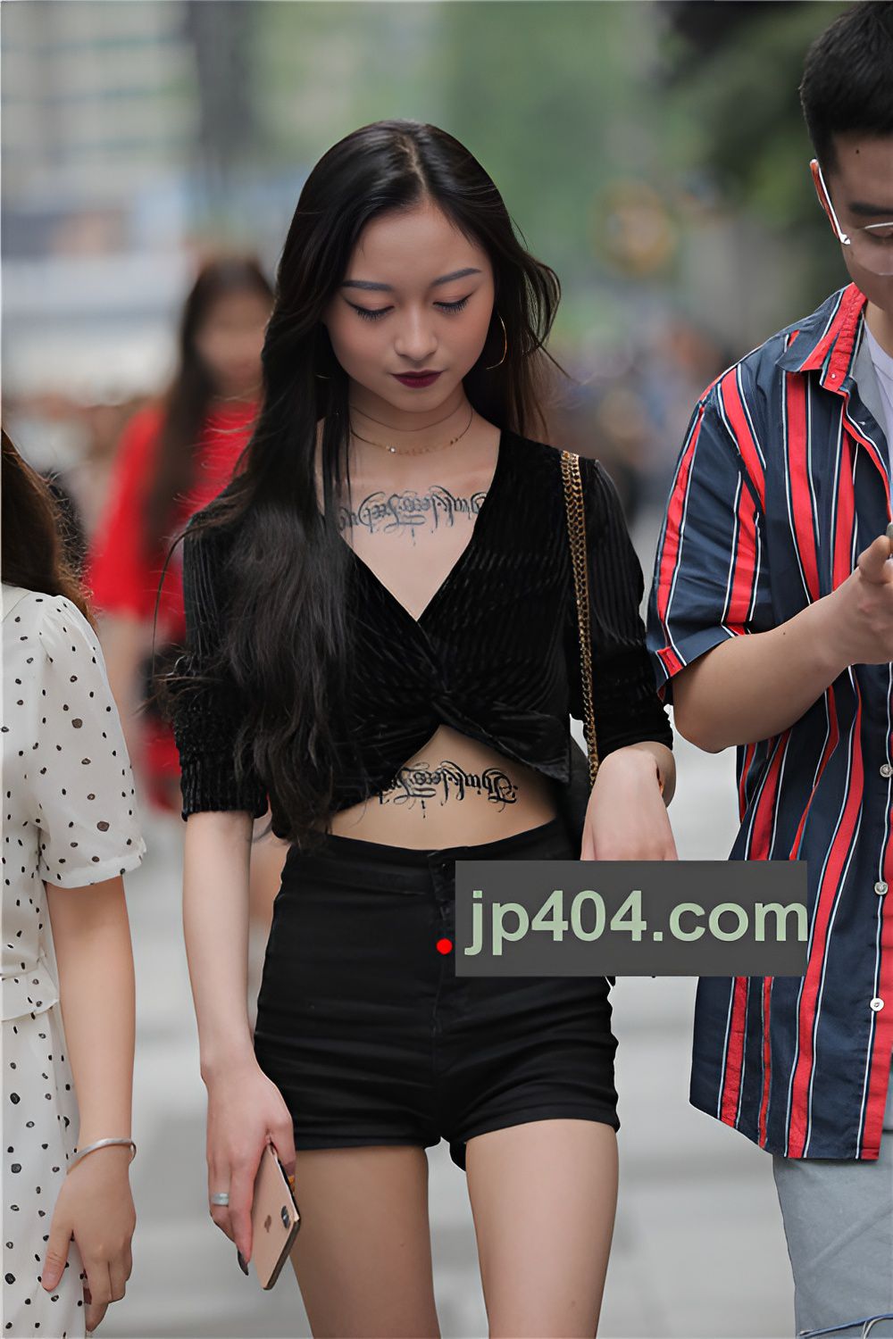 纹身小姐姐(19P)[160M/JPG]