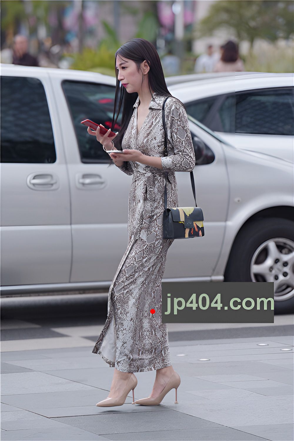 气质长裙美女(57P)[1.16G/JPG]