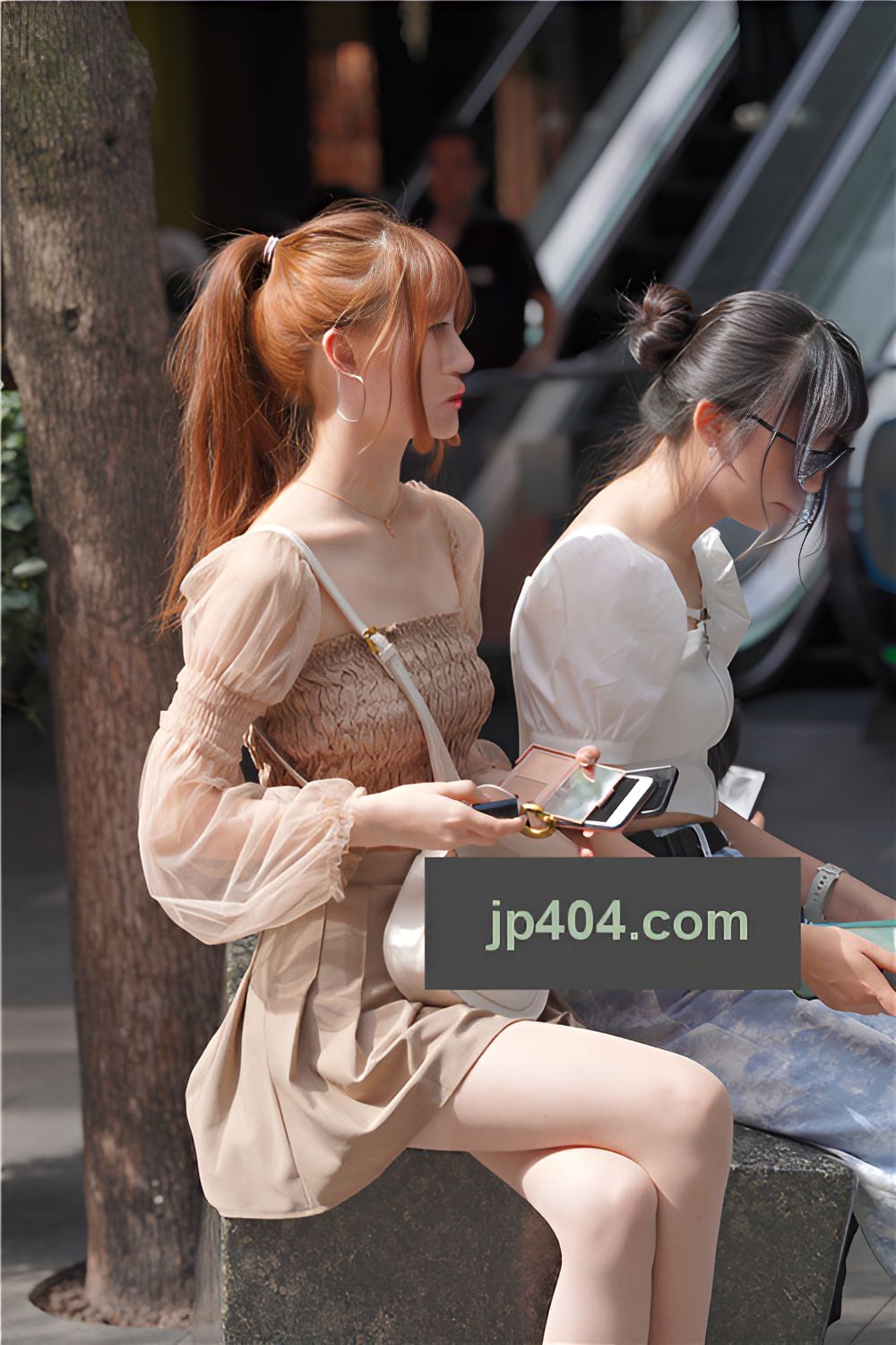 漂亮的百褶裙小姐姐【套图+视频】