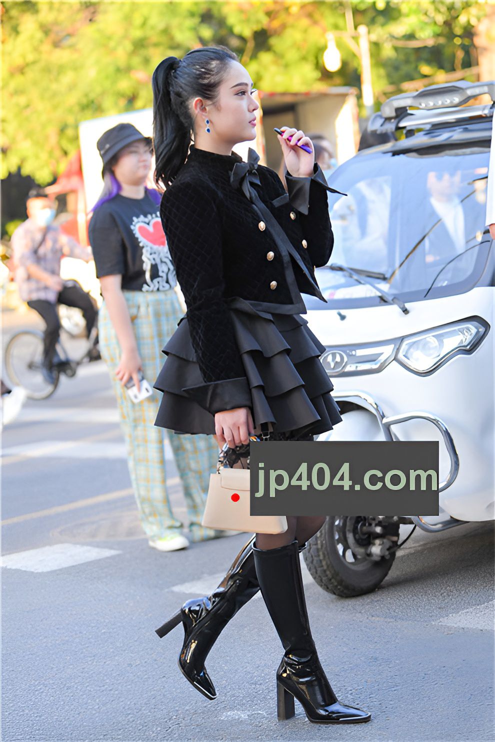 诱人的黑丝小姐姐【套图+视频】