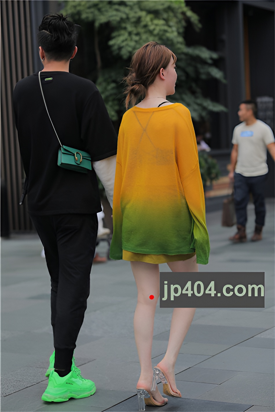 白嫩嫩的黄衣小姐姐【套图+视频】