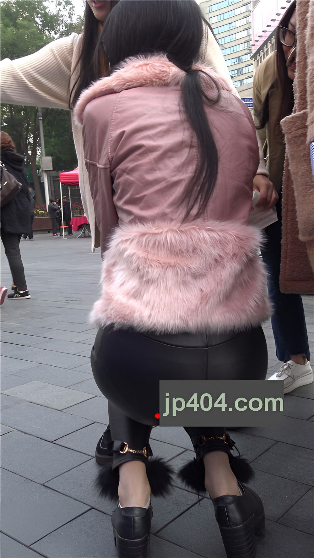 皮裤妹子[2.61G/MP4]